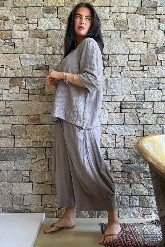 Andi Basket Linen Blend Top Earth